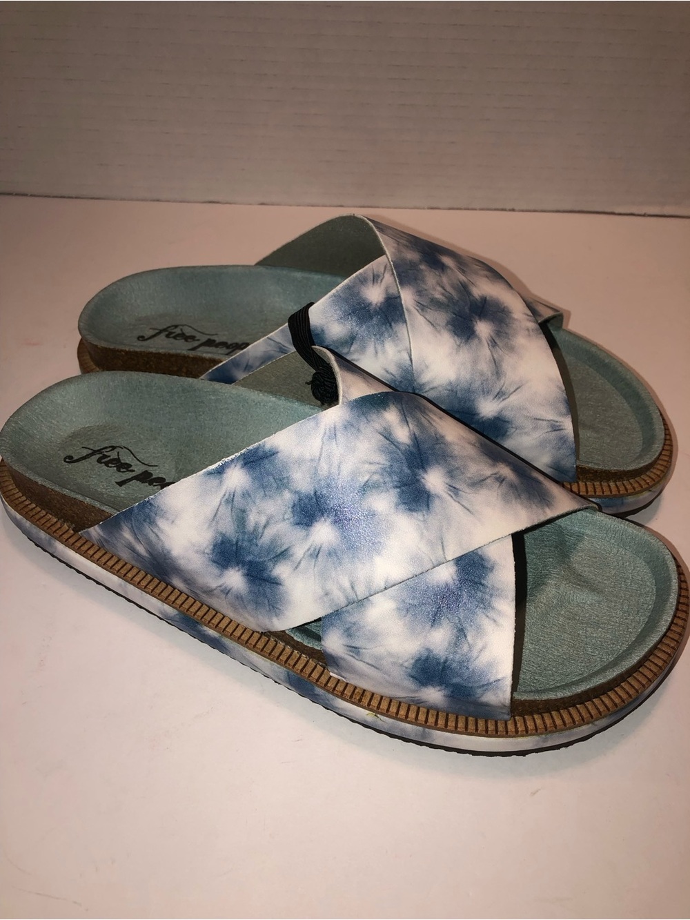 New Free People FP Clouds Sidelines Footbed Sandals Shoes sz 7/37 - Picture 4 of 5